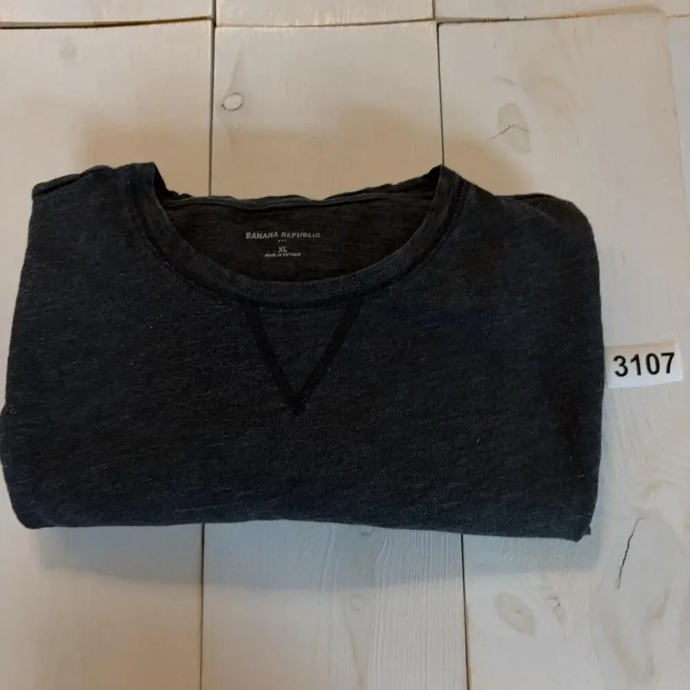 Banana Republic Sweatshirt Mens XL Gray Crewneck Pullover Tagless Knit Casual